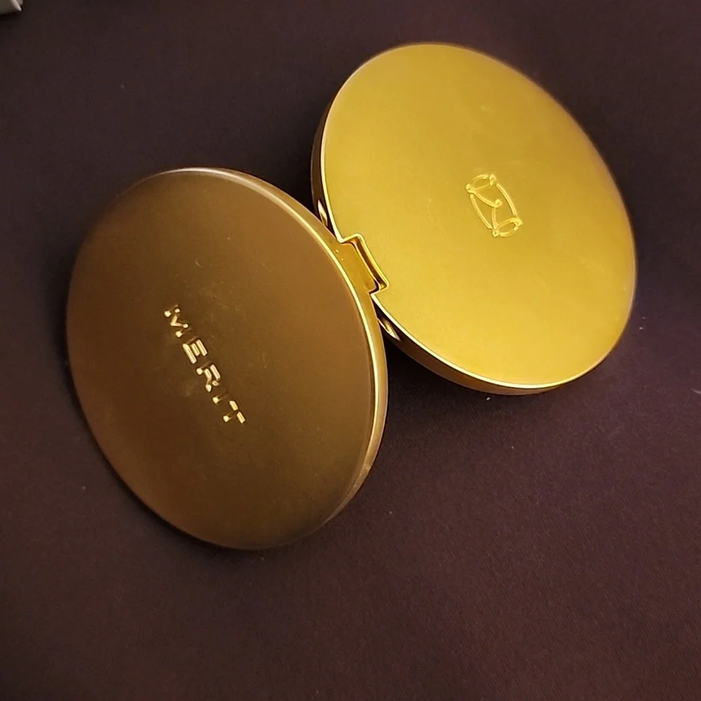 Merit Gold Compact Mirror - Picture 3 of 4